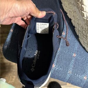 Columbia Dark Blue Athletic Shoes